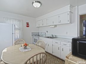 110 Greystone Road, Bridgeport CT 06610