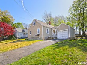 110 Greystone Road, Bridgeport CT 06610