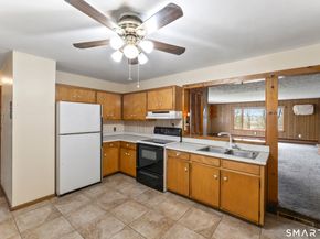 6 Sunrise Road, Danbury CT 06810