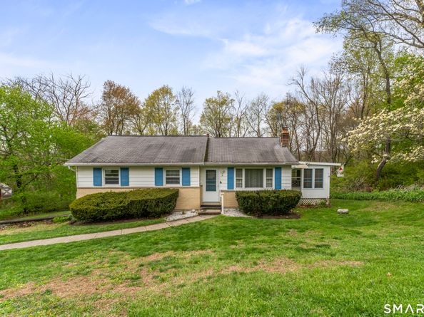 6 Sunrise Road, Danbury CT 06810