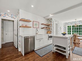 428 Laurel Road, New Canaan CT 06840