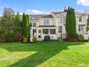 46 Great Heron Lane 46, Brookfield CT 06804