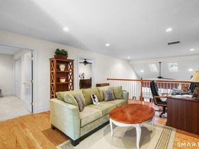 46 Great Heron Lane 46, Brookfield CT 06804