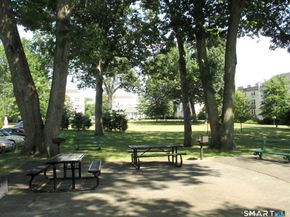 124 Woodside Green 1D, Stamford CT 06905