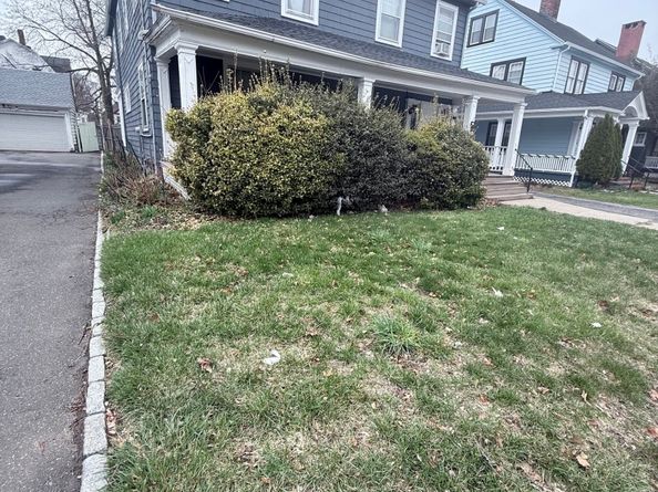 111 Elmwood Place, Bridgeport CT 06605