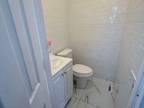 111 Elmwood Place, Bridgeport CT 06605
