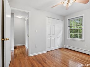 240 Sunnyridge Avenue APT 63, Fairfield CT 06824