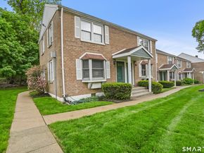 240 Sunnyridge Avenue APT 63, Fairfield CT 06824