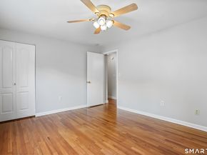 240 Sunnyridge Avenue APT 63, Fairfield CT 06824