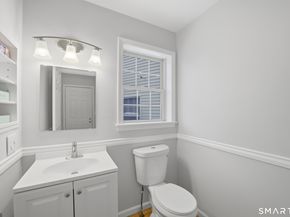 7 Dora Street 7, Stamford CT 06902