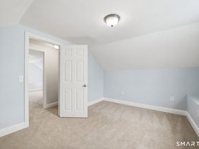 7 Dora Street 7, Stamford CT 06902