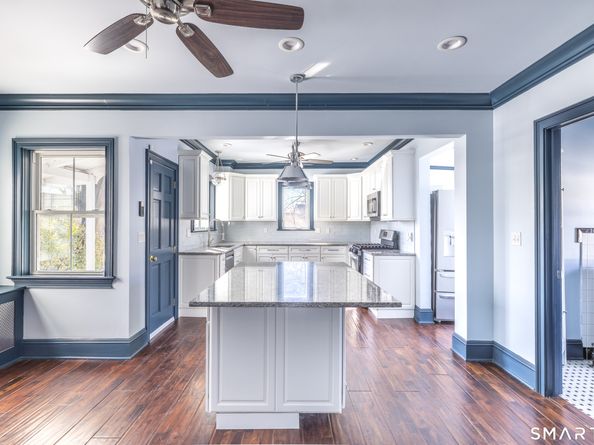 5385 Main Street, Trumbull CT 06611