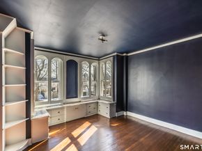 5385 Main Street, Trumbull CT 06611