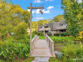 11 Ledgebrook Drive 11, Norwalk CT 06854