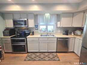 18 N Lake Shore Drive, Brookfield CT 06804