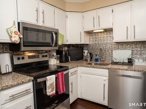 333 Vincellette Street 8, Bridgeport CT 06606