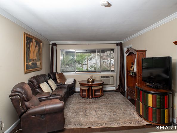 333 Vincellette Street 8, Bridgeport CT 06606