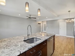 70 Strawberry Hill Avenue APT 22B, Stamford CT 06902