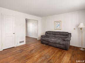 221 Sylvan Knoll Road, Stamford CT 06902