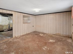 221 Sylvan Knoll Road, Stamford CT 06902