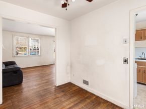 221 Sylvan Knoll Road, Stamford CT 06902