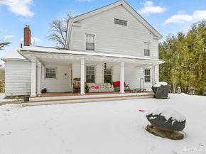 877 White Plains Road, Trumbull CT 06611