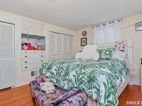 877 White Plains Road, Trumbull CT 06611