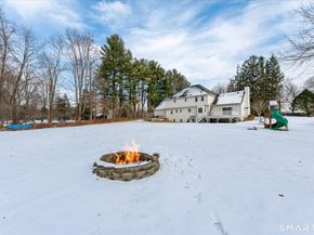 1093 Monroe Turnpike, Monroe CT 06468