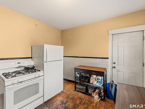 386 Huntington Road, Bridgeport CT 06608