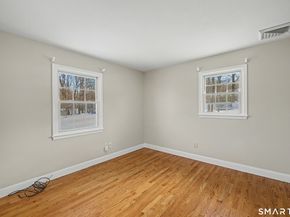 29 Harwood Drive, Danbury CT 06810