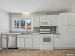 29 Harwood Drive, Danbury CT 06810