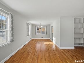 29 Harwood Drive, Danbury CT 06810