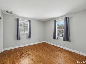 29 Harwood Drive, Danbury CT 06810