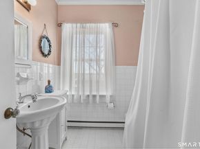 8 Elmcrest Terrace APT 103, Norwalk CT 06850