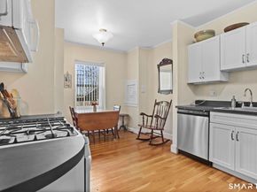 8 Elmcrest Terrace APT 103, Norwalk CT 06850