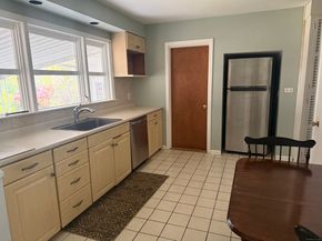 8 Nelson Place, Fairfield CT 06825