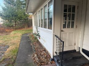 8 Nelson Place, Fairfield CT 06825