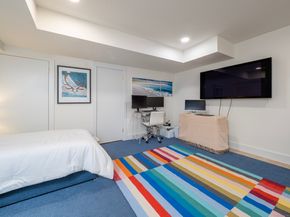 Undisclosed Address #24123884, Darien CT 06820