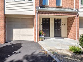 Undisclosed Address #24123884, Darien CT 06820