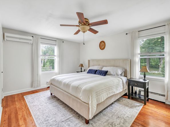 4874 Madison Avenue, Trumbull CT 06611