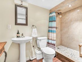 4874 Madison Avenue, Trumbull CT 06611