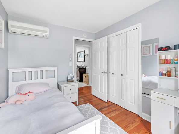 4874 Madison Avenue, Trumbull CT 06611