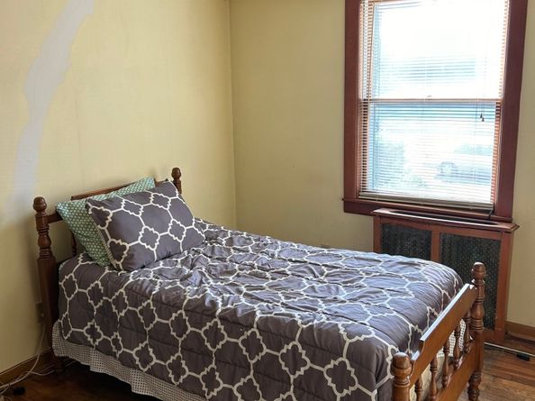 290 N Bishop Bishop Avenue 12, Bridgeport CT 06610
