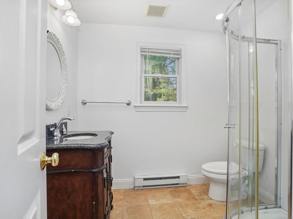 129 Ashton Street, Bridgeport CT 06606
