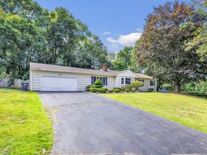 26 Wendy Road, Trumbull CT 06611