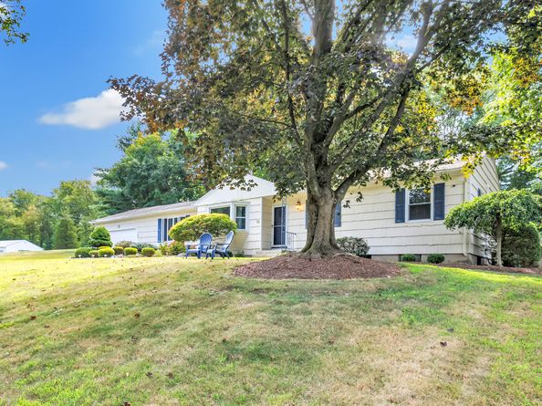 26 Wendy Road, Trumbull CT 06611