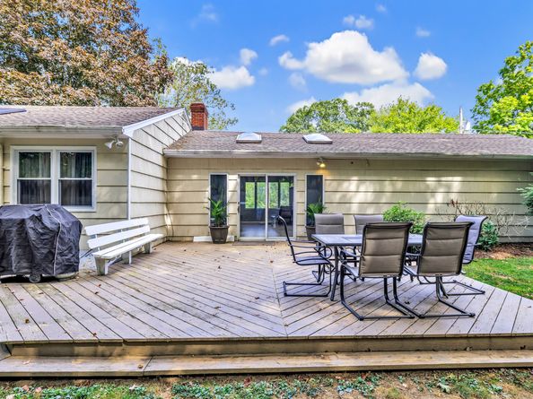 26 Wendy Road, Trumbull CT 06611