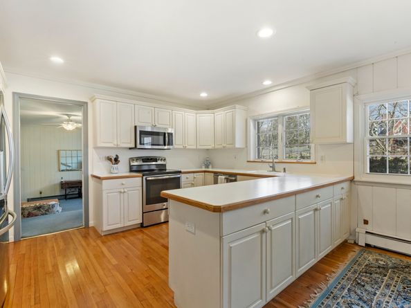 23 Silver Hill Road, Ridgefield CT 06877