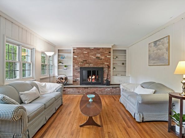 23 Silver Hill Road, Ridgefield CT 06877
