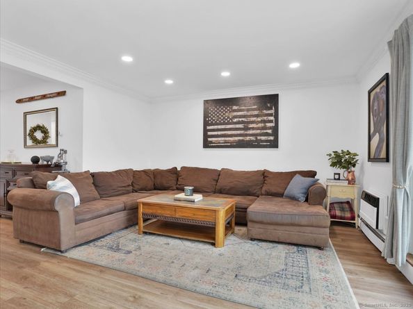 79 Harbor Drive 306, Stamford CT 06902